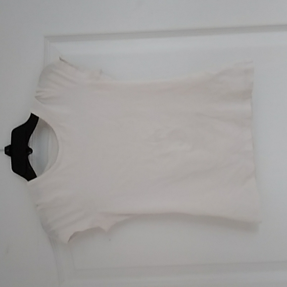 White shirt - Picture 1 of 2